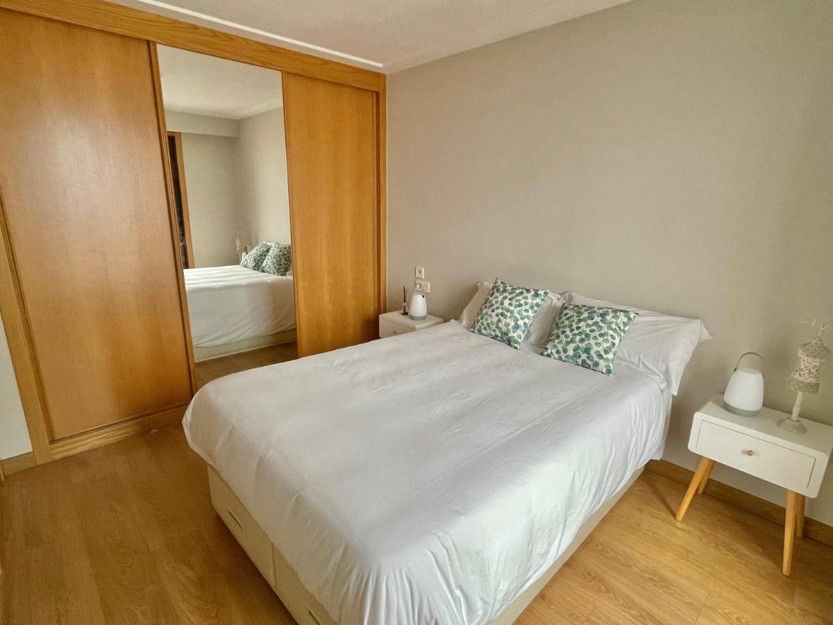 Estudio Centrico 1 Con Terraza Y Parking Privado Ourense Eksteriør bilde