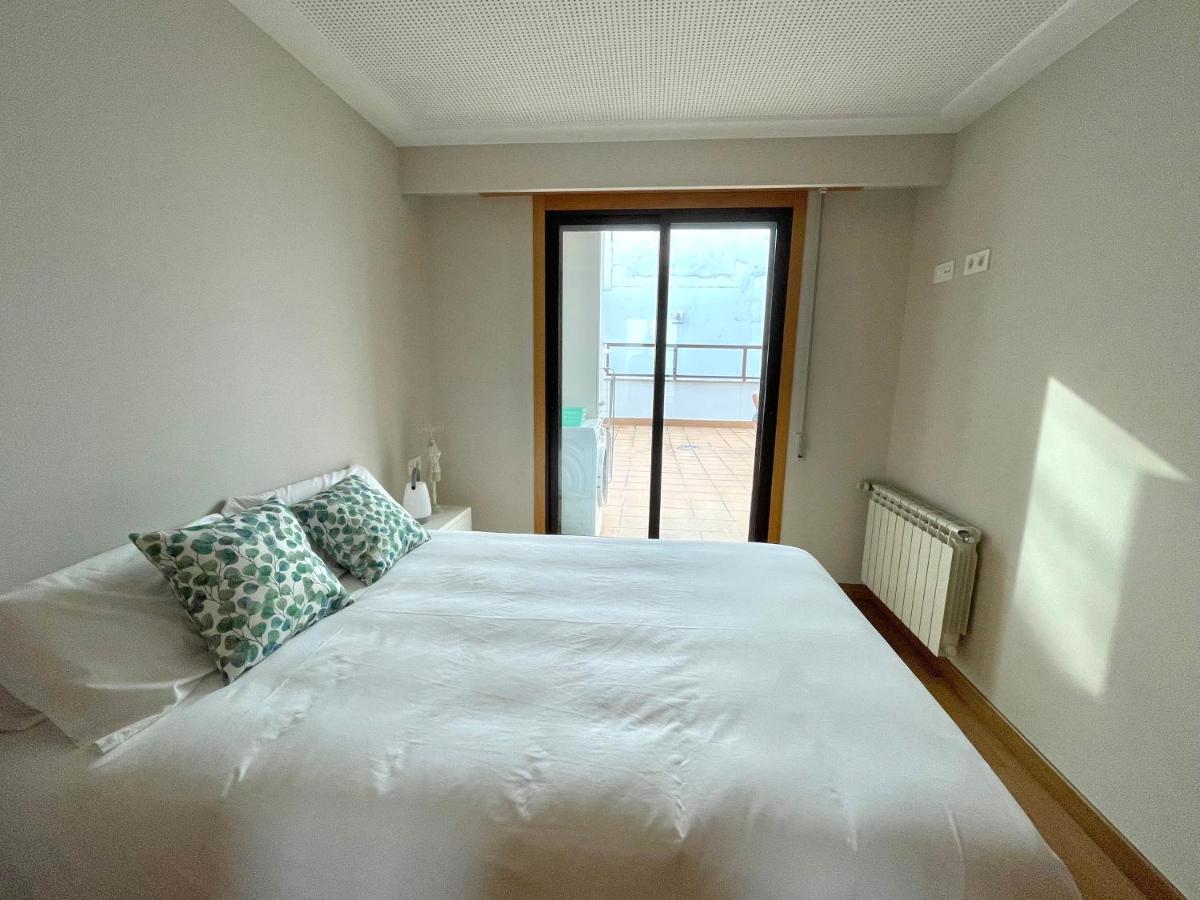Estudio Centrico 1 Con Terraza Y Parking Privado Ourense Eksteriør bilde