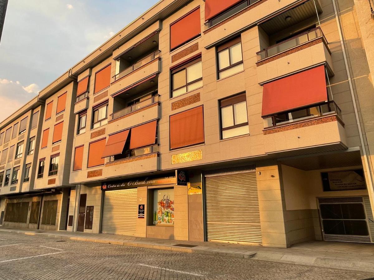 Estudio Centrico 1 Con Terraza Y Parking Privado Ourense Eksteriør bilde
