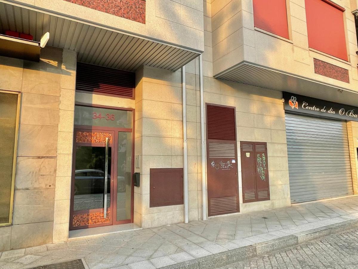 Estudio Centrico 1 Con Terraza Y Parking Privado Ourense Eksteriør bilde