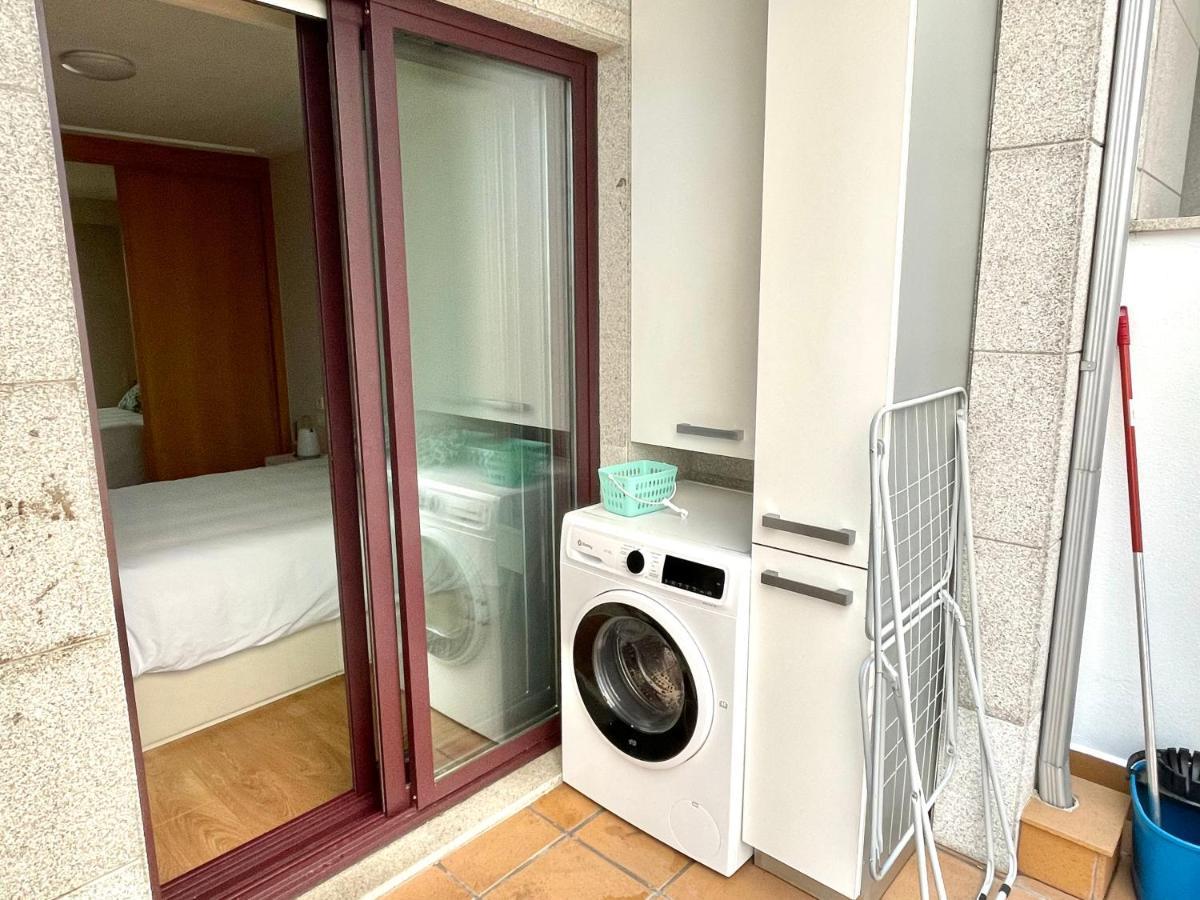 Estudio Centrico 1 Con Terraza Y Parking Privado Ourense Eksteriør bilde